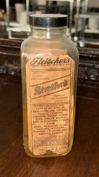 Vintage Fleischer's Stratford Chemical Dry Cleaning Fluid, 1 Quart Glass Bottle