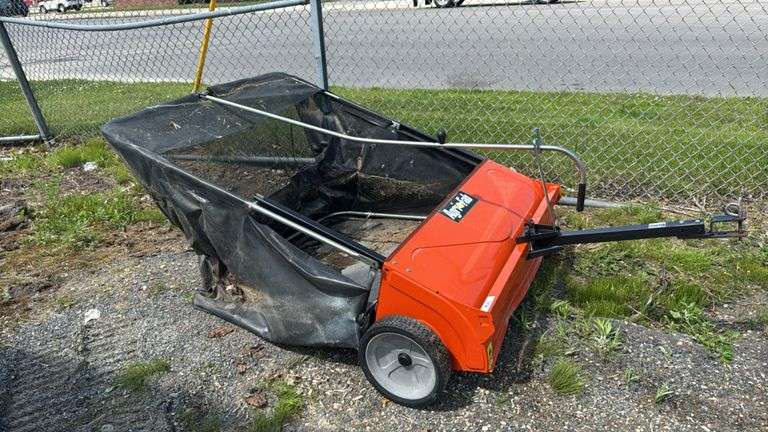 Agri-Fab 45-04921 Lawn Sweeper, 44" Sweeping Width, Serial 18118