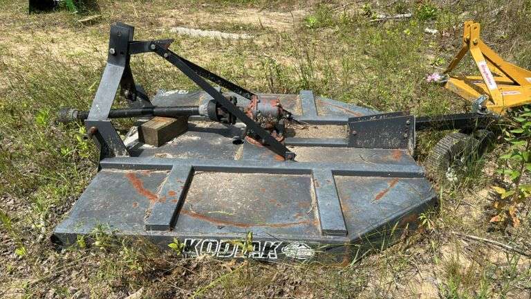 Kodiak MD60 Rotary Cutter, 60" Cutting Width, Serial 104912