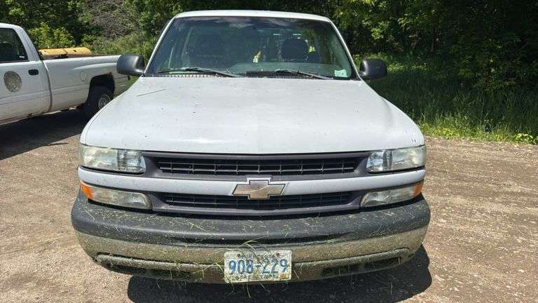 2002 Chevrolet Silverado Pickup Truck, VIN # 1GCEC14W12Z226774