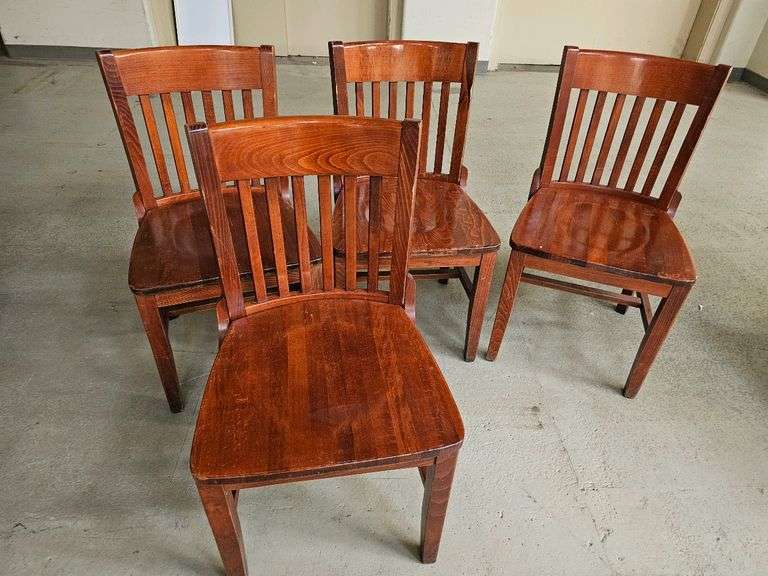 Set of 4 Wooden Dining Chairs, Slat Back, brown color