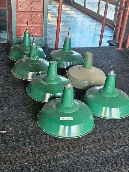 Green Industrial Pendant Light Fixtures, 18-inch Diameter, Metal