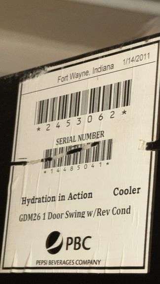 True GDM-26 Commercial Glass Door Cooler, Serial 2453062