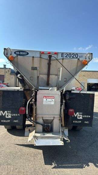 2006 International 4300 Truck - Sander, VIN # 1HTMMAAL66H313619