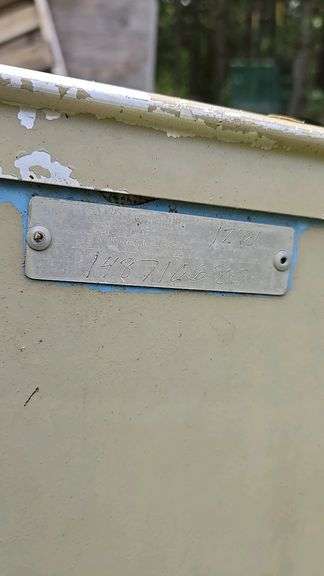 Fiberglass Canoe - Serial R148710280