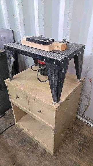 Craftsman Router Table with 1 HP Router, Metal Base, 120V