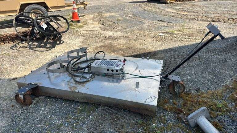 Asphalt Reheat Systems LLC Infrared Heater, Solar Powered, Serial 11041747672D