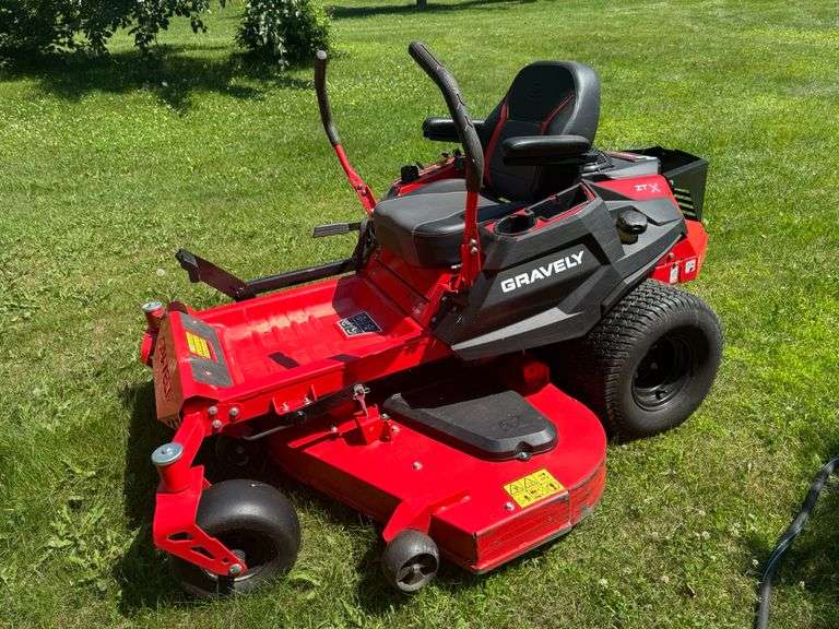 Gravely ZT X Zero Turn Lawn Mower, Kawasaki FR691V Engine, 23 HP