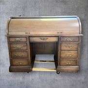 Classic Oak Rolltop Desk, 55x27x41 inches, 8 Drawers total