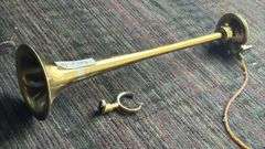Long Horn, Includes Mounting Bracket