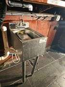 Krowne Commercial Hand Sink with Faucet, NSF Certified, Stainless Steel, Serial No. 100004004