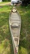 Fiberglass Canoe - Serial R148710280