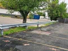 12 Guardrail Sections with 2 Ends