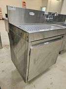 Glastender HSA-12 DBC-A-24 Underbar Glasswasher Station, Serial 373927