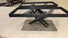 Metal & Melamine Serving Bases