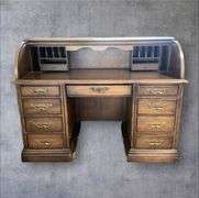 Classic Oak Rolltop Desk, 55x27x41 inches, 8 Drawers total