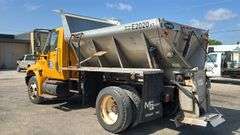2006 International 4300 Truck - Sander, VIN # 1HTMMAAL66H313619