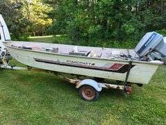 Starcraft Aluminum Fishing Boat, Evinrude 40 HP Outboard, Trailer, 1982