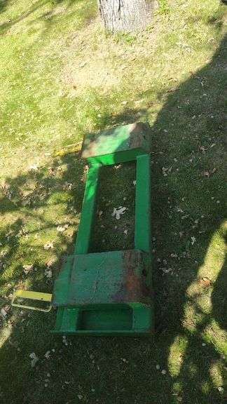 John Deere Quick Tach Adapter, Steel, 40x15x10 in