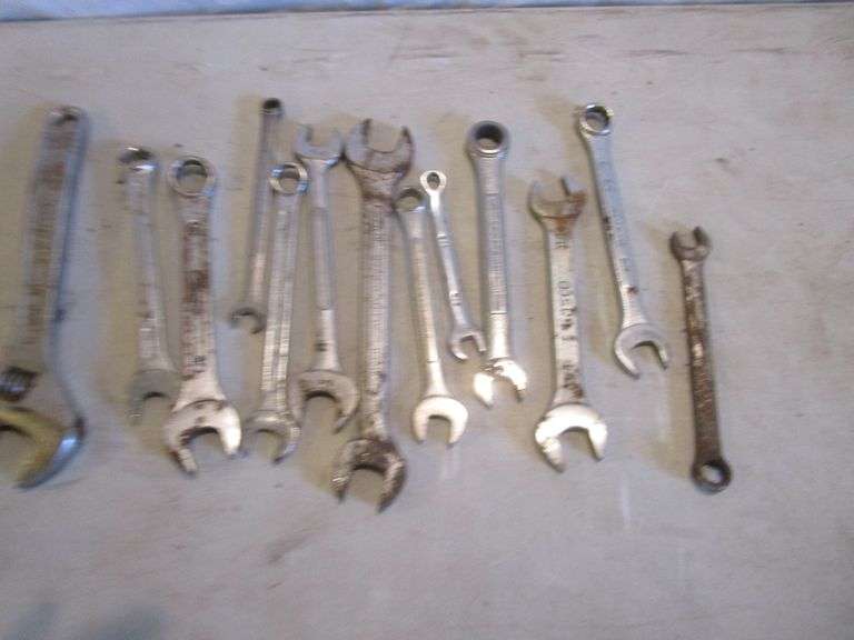 HAND WRENCHES
