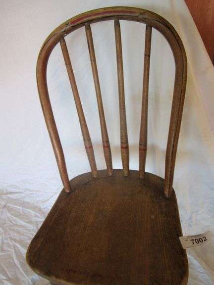 CHILD'S CHAIR