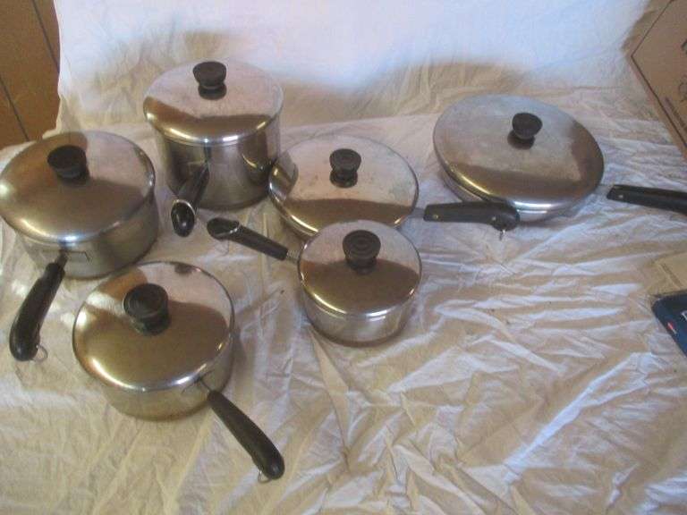 REVEREWARE PANS