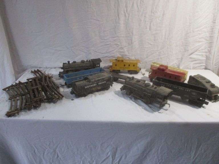 TRAIN SET