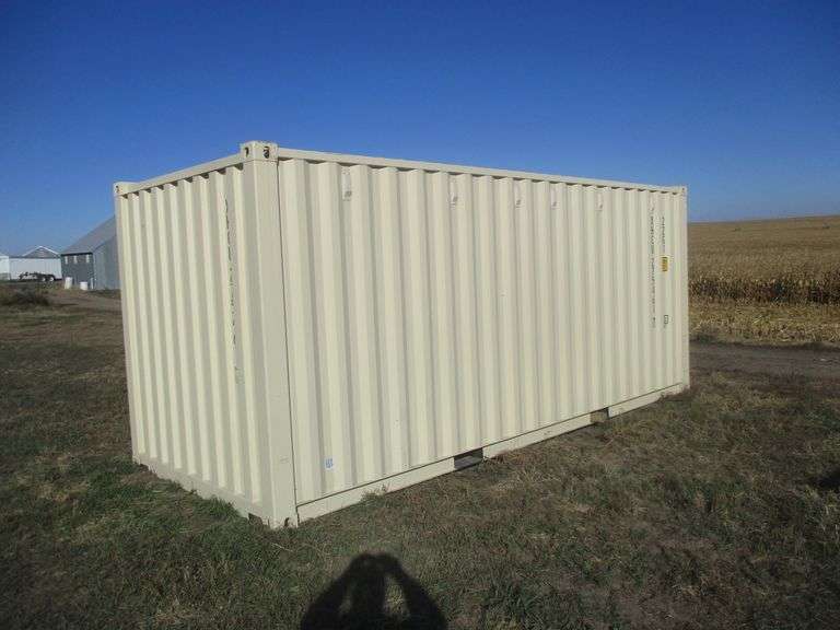 STORAGE CONTAINER