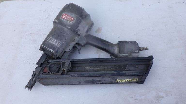 SENCO NAILER