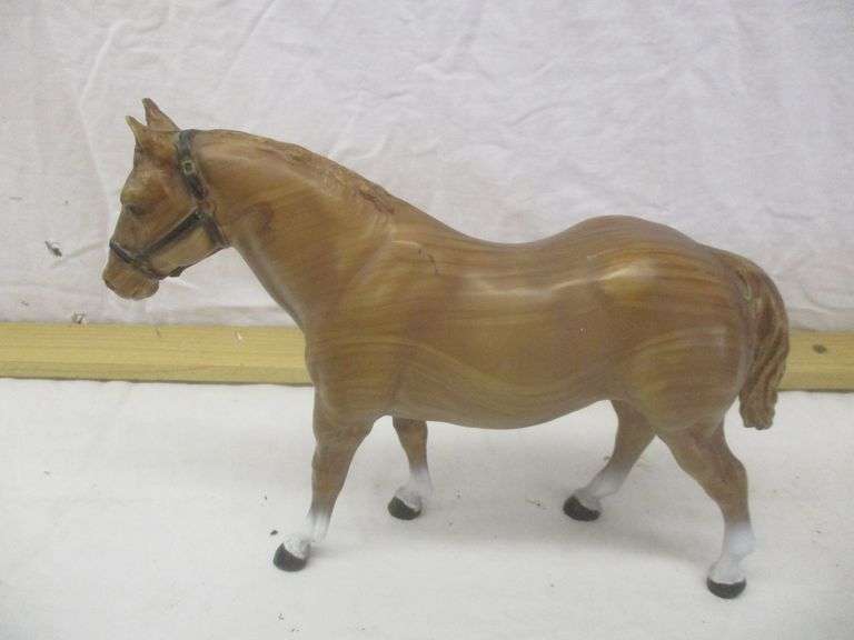 TOY HORSE