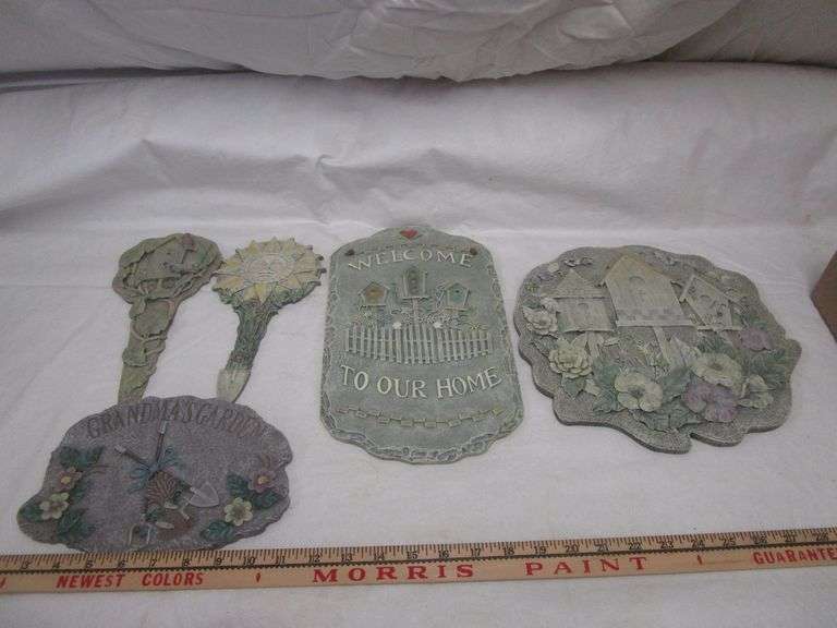 WALL DECORATIONS