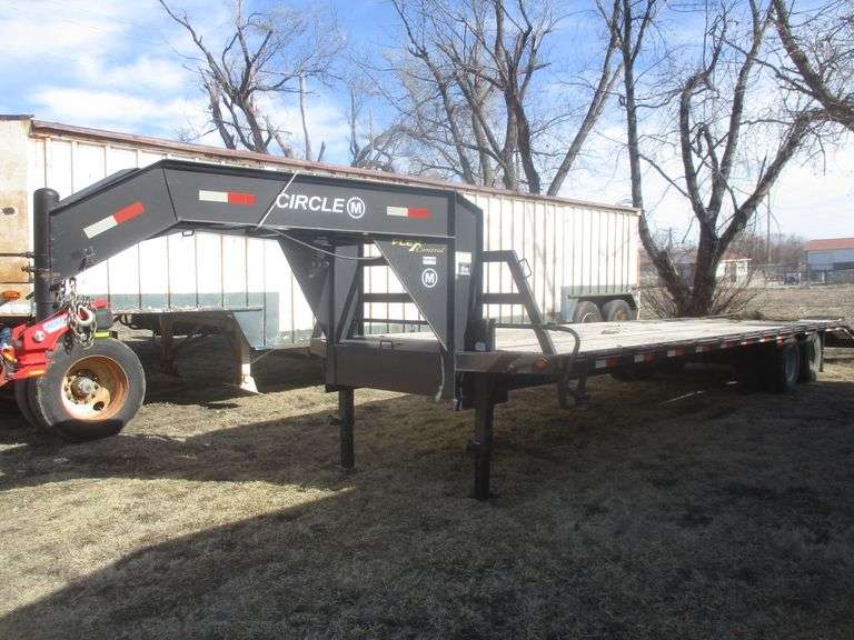 2016 CIRCLE M GOOSENECK TRAILER - Montgomery Auction & Realty, LLC