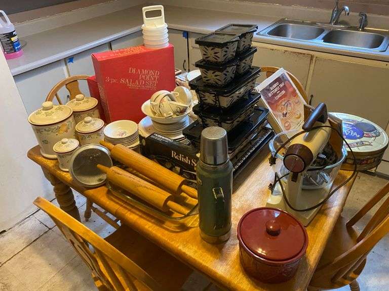 Online Only Auction OF HOUSE CONTENTS ENDING ON THURSDAY DECEMBER 18TH AT 5:00 PM