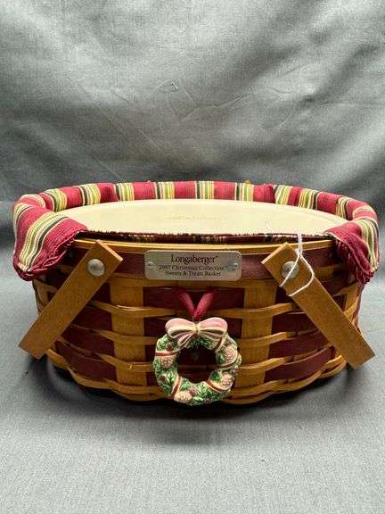 Longaberger 2007 Christmas Collection Sweets & Treats Basket with lid, liner, protector, tie-on and 