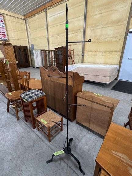 200 - 27 Longaberger wrought iron basket display tree