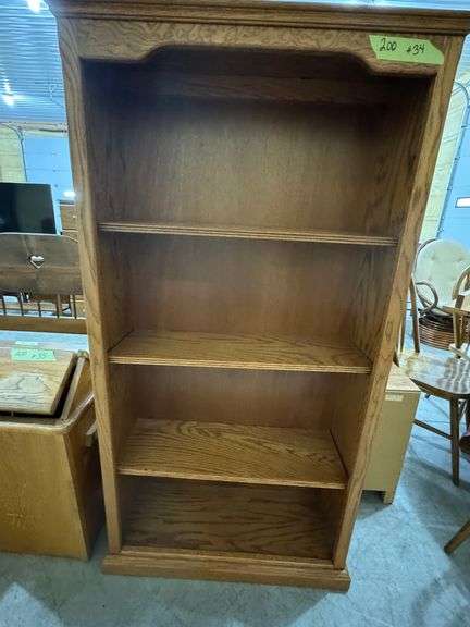 200 - 34 bookcase with 3 shelves. 30.5"x 11"x60" tall