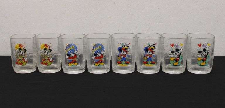 2000 Disneyland Glass Cups