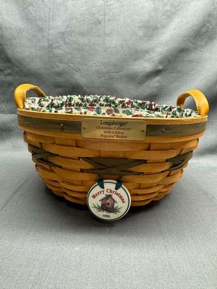 Longaberger 1999 Christmas Collection Popcorn Basket with liner, protector, tie-on and product card