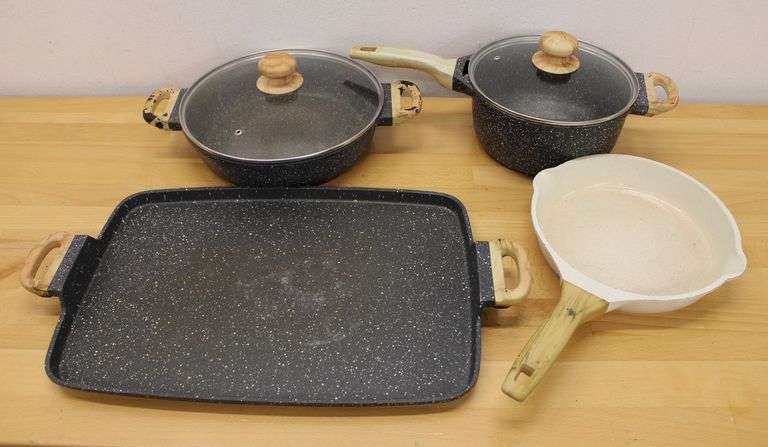 Pioneer Woman Lot C (Metal Cookware)