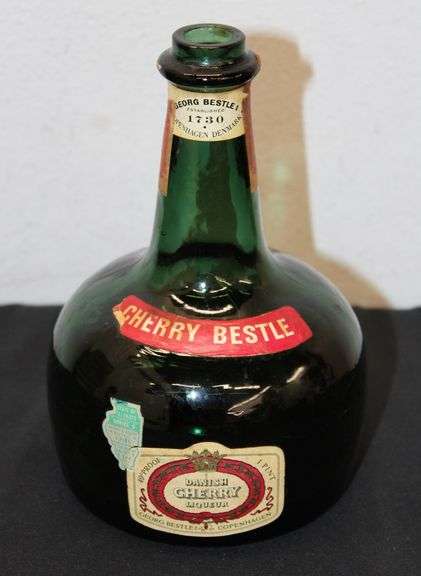 Georg Bestle Bottle/Music Box