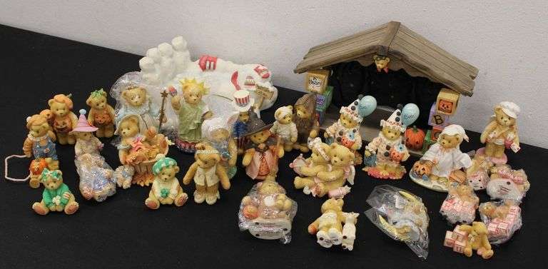 Cherished Teddies Figurines