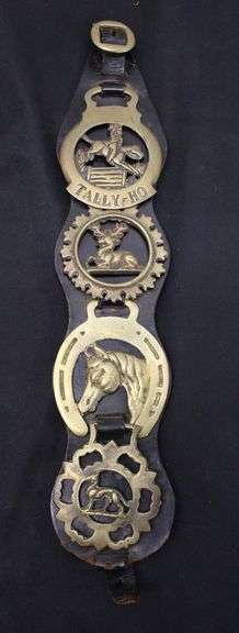 Horse medallions with Leather strap