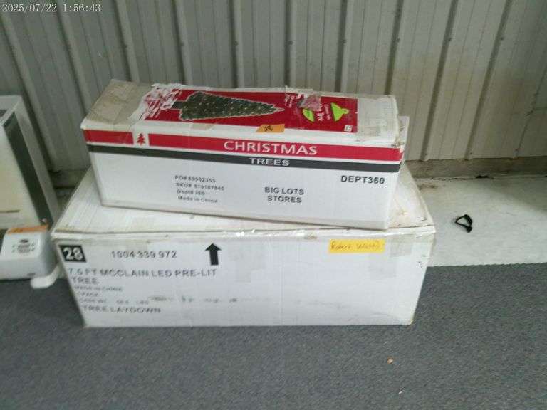 7.5 foot pre lit Christmas tree, 5 foot pre lit Christmas tree