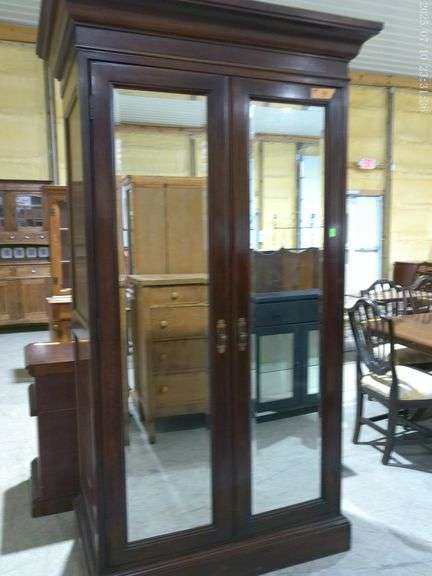 309 - 34 Wardrobe within mirrored doors and storage 3 drawer inside. 41" wide x 26" deep x 7' tall