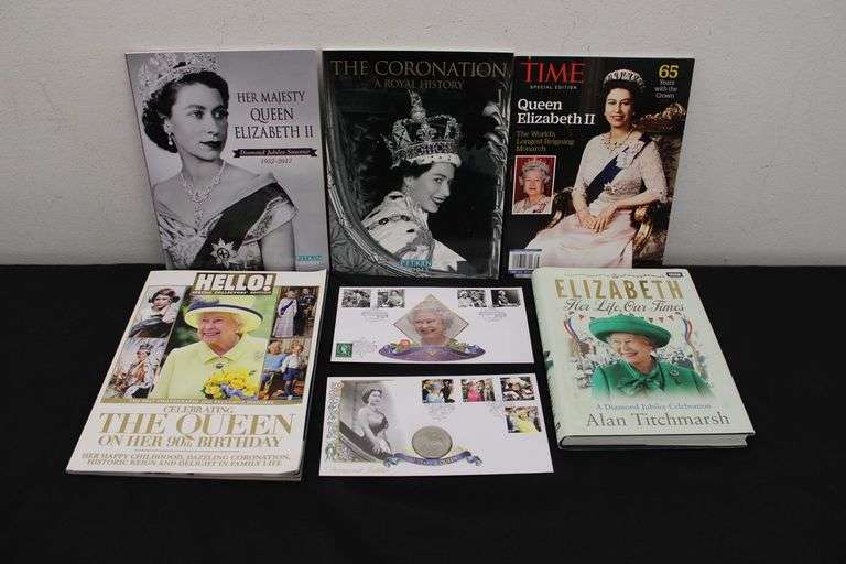 Queen Elizebeth II Items