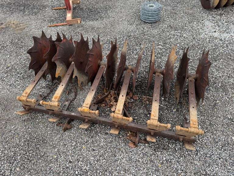 5' 3pt hitch light weight rolling fender style rotary hoe