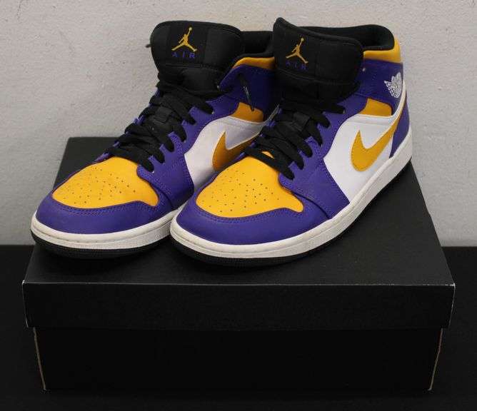 Nike Air Jordan 1 Mid Los Angeles Lakers