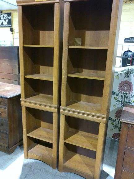 310 - 42 Pair of pressed wood bookshelves. 18" wide