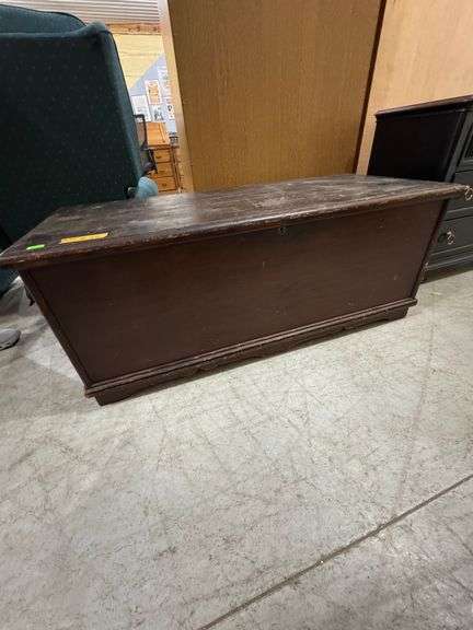 Cedar lined blanket chest with 2 small drawers and key. 53" wide x 22" tall x 23" deep.