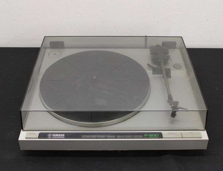 Vintage Yamaha Turntable